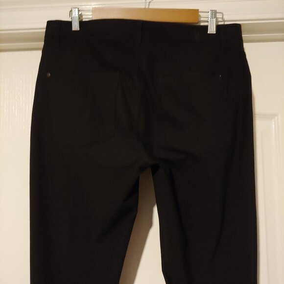 Vuori Mens Meta Pant Athletic Slim Fit 32 Style V430 Tapered Leg Preppy - Picture 9 of 13